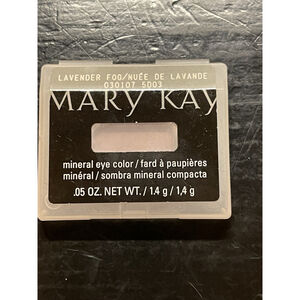 Mary Kay Mineral Eye Color Lavender Fog Eyeshadow #030107 - NEW In BOX.